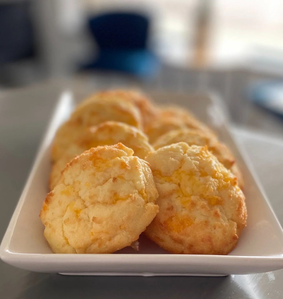 Keto Garlic Cheddar Biscuit