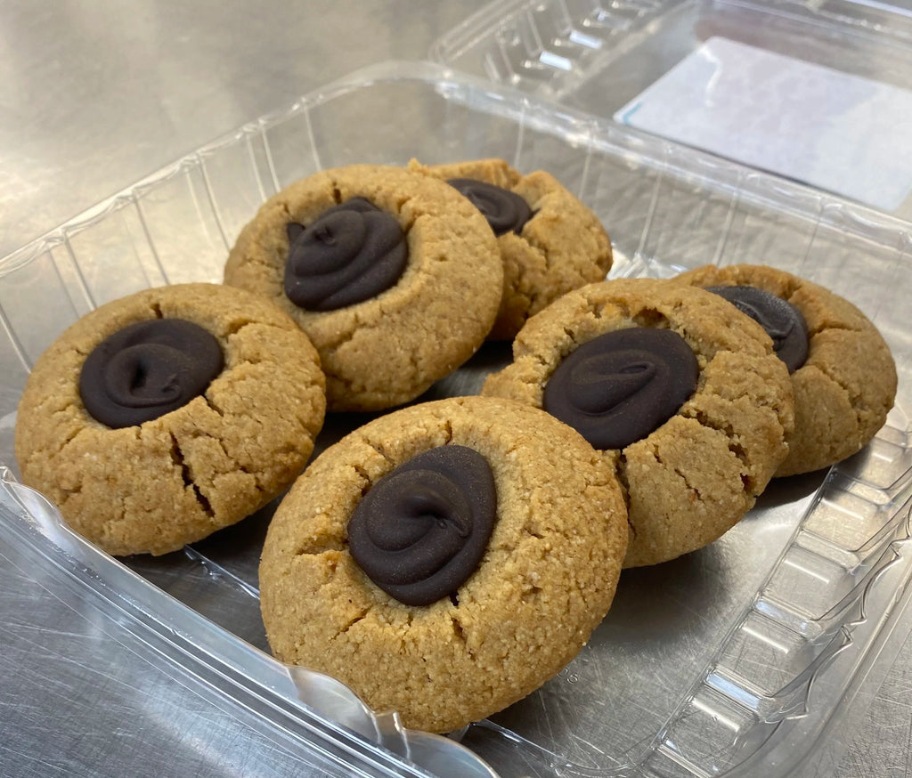 Keto Cookies - peanut butter kiss